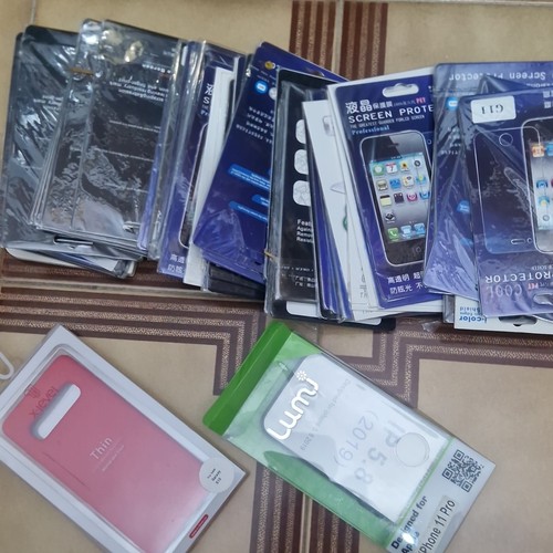 Lot phone accessories - phone,